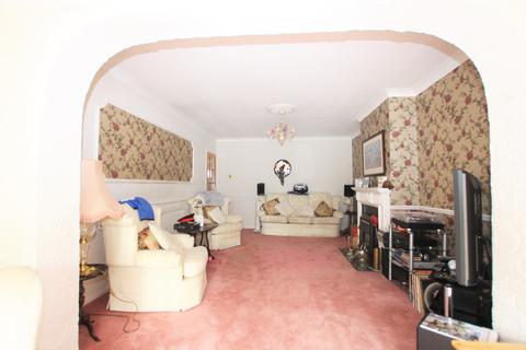12 Fernheath Way, Dartford, DA2 7PF