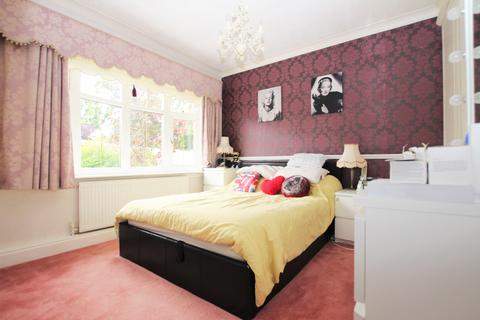 12 Fernheath Way, Dartford, DA2 7PF