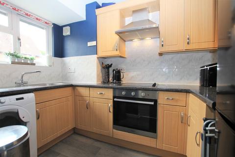 38 Heathlee Road, Dartford, DA1 3PW
