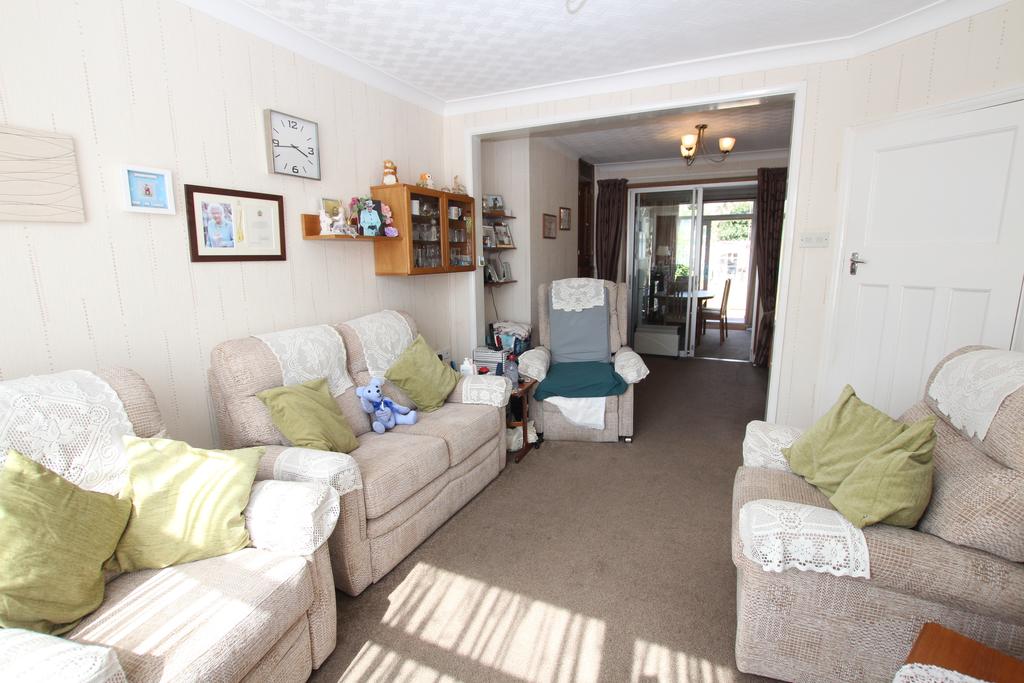 Heathview Avenue, Crayford, Dartford... 3 bed end of terrace house £