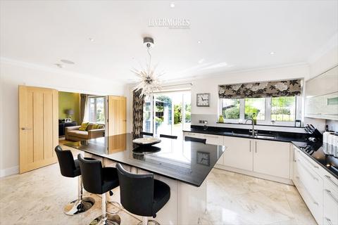 15 Parkwood Road, Bexley, DA5 3NW