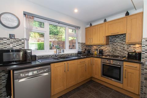 64 Green Walk, Dartford, DA1 4JL