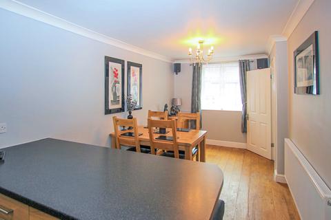 64 Green Walk, Dartford, DA1 4JL