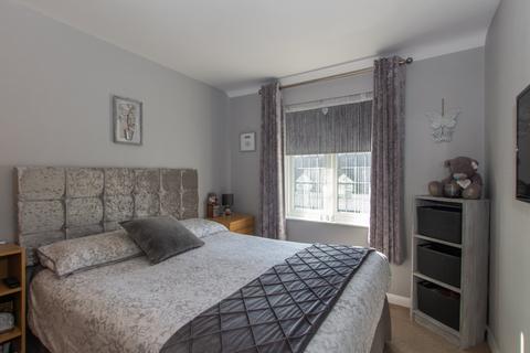 64 Green Walk, Dartford, DA1 4JL