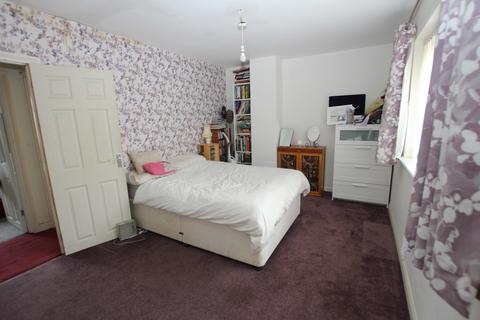69 Ridge Way, Crayford, Dartford, DA1 3PF