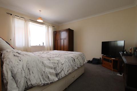 20a Childs Crescent, Swanscombe, DA10 0EA