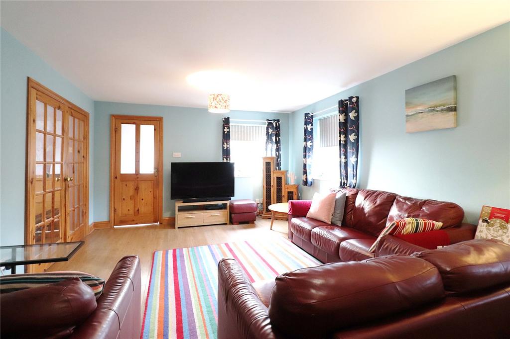 Madison Crescent, Bexleyheath, Kent, DA7 3 bed semidetached house £