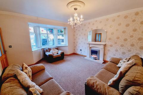 2 Como Avenue, Bradford, BD8 9PZ