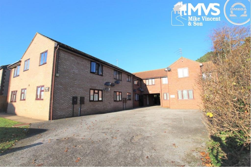 St. Margarets Court, Coppins Road, ClactononSea 1 bed apartment for