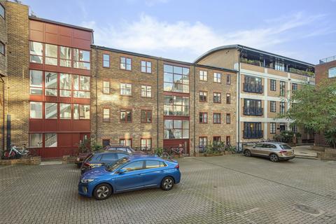 3 bedroom apartment to rent - Baltic Place, Haggerston,  London, N1