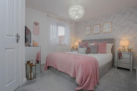 3 bedroom end of terrace house for sale - Daphne Grove, Peterborough, Cambridgeshire. PE2 8SE