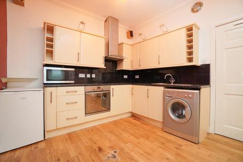 32 Dumbarton Road, Bowling, Glasgow, G60 5AH