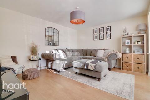 4 bedroom link detached house for sale - Pilgrims Close, March