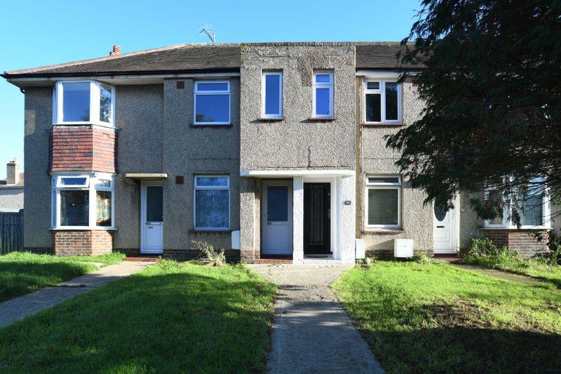 South Farm Road, Worthing, BN14 2 bed flat £1,150 pcm (£265 pw)
