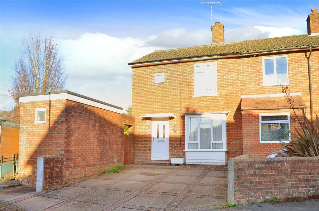 East Grinstead, West Sussex, Rh19 2 Bed End Of Terrace House - £350,000