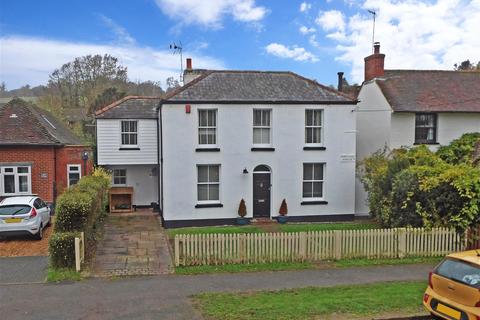 5 bedroom detached house for sale - Valley Road, Barham, Canterbury, Kent
