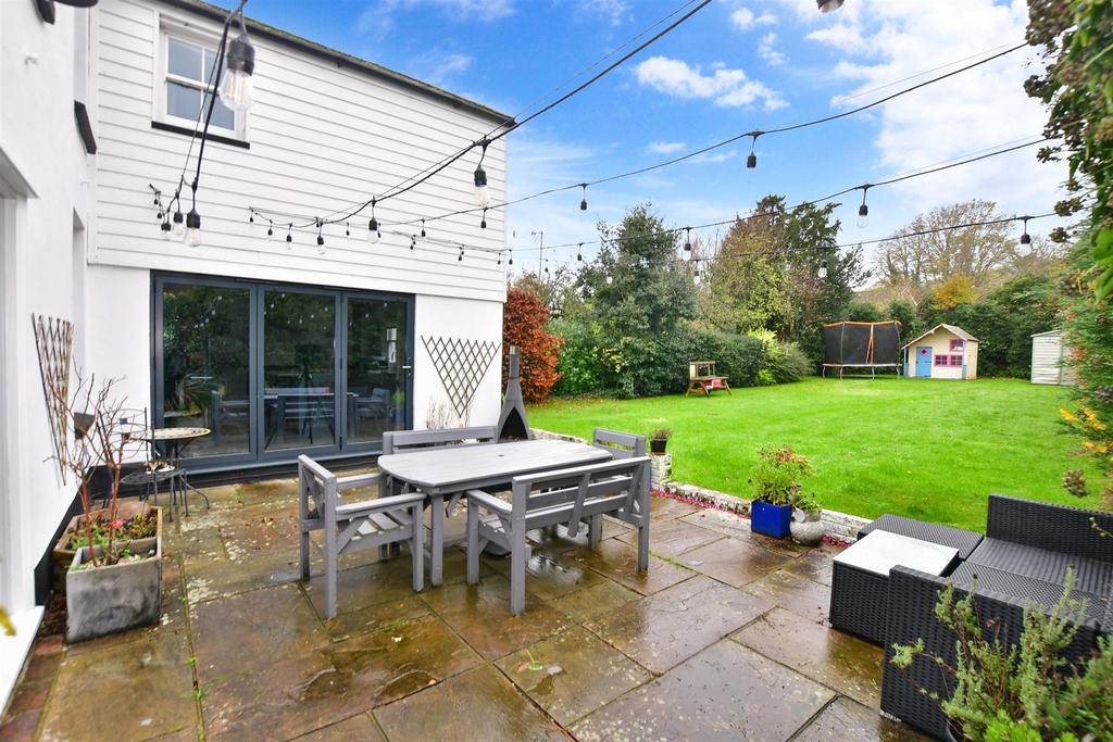 Patio / Decking