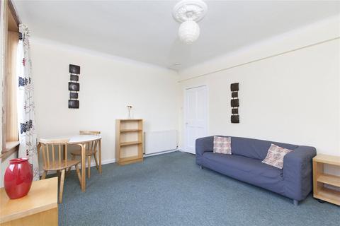 2 bedroom flat to rent, Warriston Road, Inverleith, Edinburgh, EH7