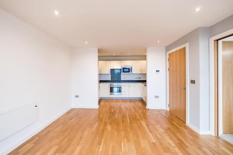2 bedroom apartment to rent, Apt 5.10 :: Flint Glass Wharf