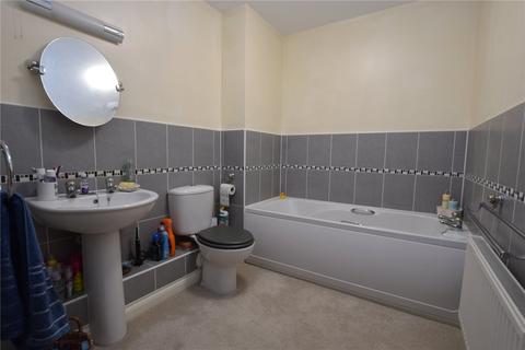 2 bedroom apartment for sale - Thomas More Court, Priory Avenue, Taunton, Somerset, TA1