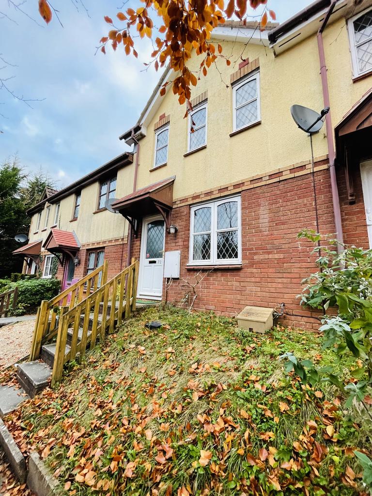 Shearwater Drive, Torquay TQ2 2 bed terraced house £775 pcm (£179 pw)