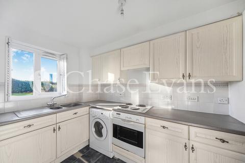 94 Ferguson Close, London, E14 3SJ