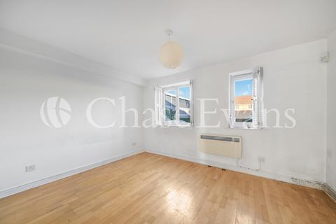 94 Ferguson Close, London, E14 3SJ