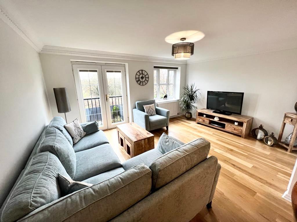Falconwood Chase, Worsley, M28 4 bed townhouse for sale £350,000