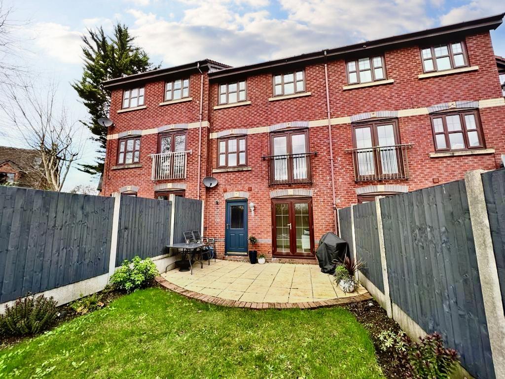 Falconwood Chase, Worsley, M28 4 bed townhouse for sale £320,000