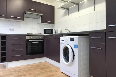 2 bedroom house share to rent - Wincheap