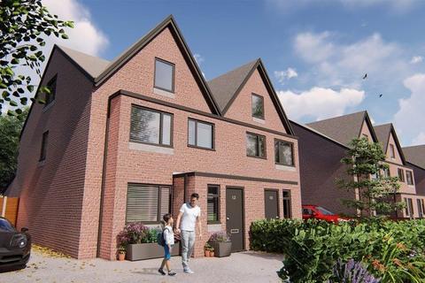 4 bedroom semi-detached house for sale, Walkden Road, Worsley, M28