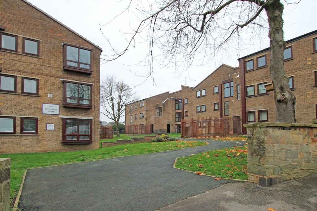 Banksfield Avenue, Yeadon, Leeds, LS19 2 bed flat £105,000