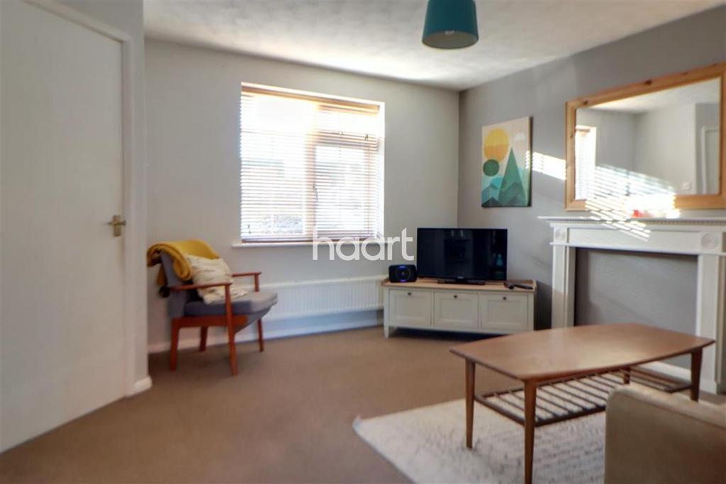 Juniper Way, Loughborough 3 bed semidetached house £950 pcm (£219 pw)