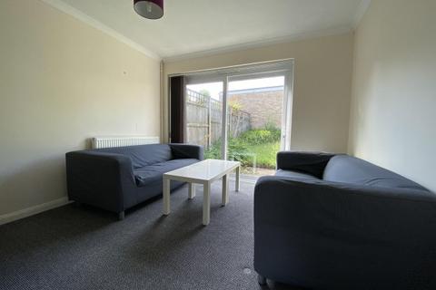 undefined, Headcorn Drive