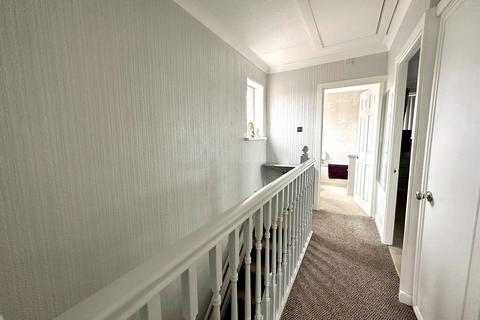 1 Highlands Close, Neath, SA10 6TT