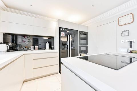 194 The Fairway, Ruislip, HA4 0SL
