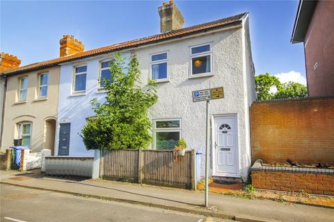 2 bedroom terraced house to rent, Bell Street, Maidenhead, SL6