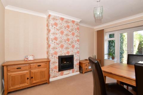 30 Willow Close, Bexley, DA5 1QY