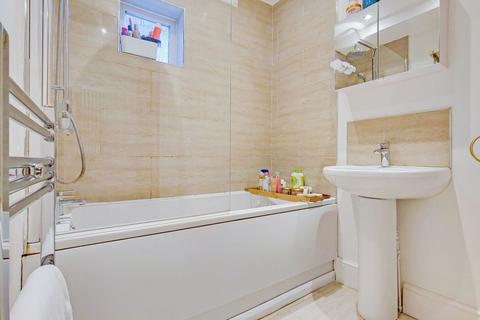 2 bedroom flat to rent, 41 Gladstone Road, Croydon, CR0