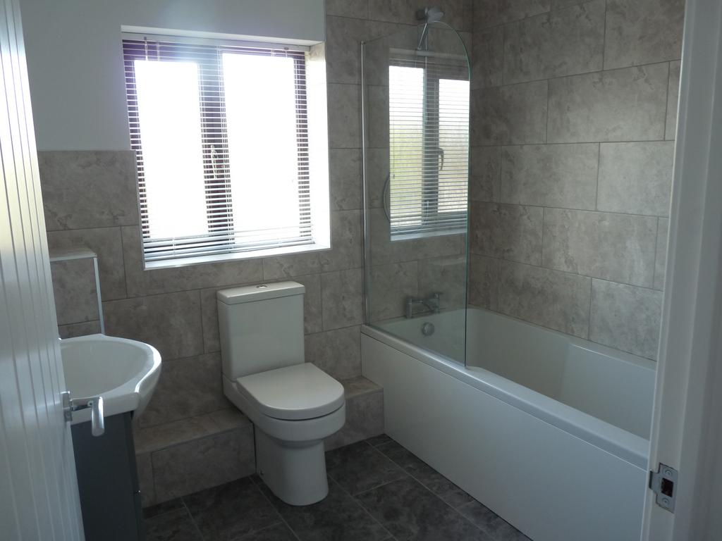 Family bathroom