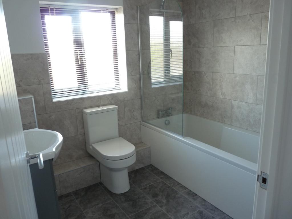 Family bathroom