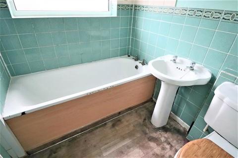 3 bedroom terraced house for sale - Milton Road West, Lowestoft, Suffolk, NR32 1SA