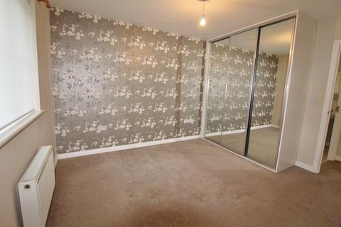 2 bedroom coach house to rent, Thomas Crescent, Kesgrave, IP5
