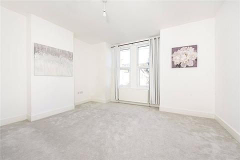 45 Queens Road, New Malden, KT3 6BY