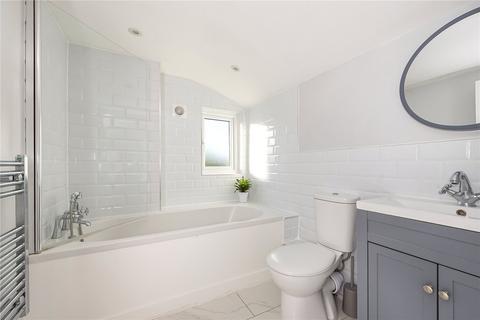 45 Queens Road, New Malden, KT3 6BY