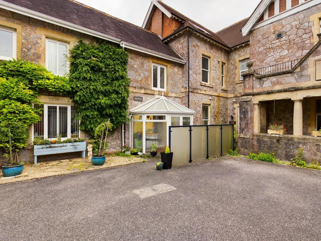Court Grange, Abbotskerswell 3 bed terraced house £550,000