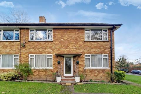 3 Hill Close, Stanmore, HA7 3BS