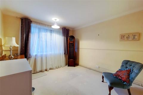 3 Hill Close, Stanmore, HA7 3BS