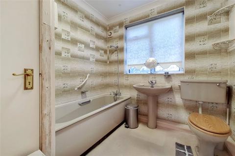 3 Hill Close, Stanmore, HA7 3BS
