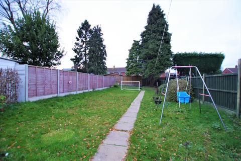 70 Byrds Lane, Uttoxeter, ST14 7NT